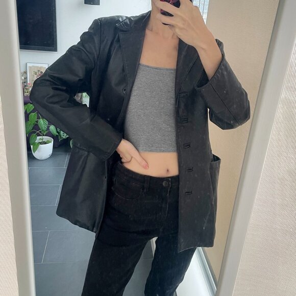 Vintage Black Leather Blazer: 90s Retro Jacket - Picture 4 of 11